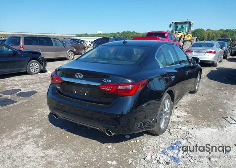 2021 Infiniti Q50 Luxe Awd z USA, uszkodzony, nr VIN JN1EV7BR1MM756126